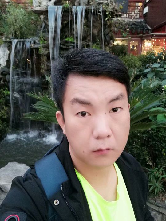 会员885556021的照片