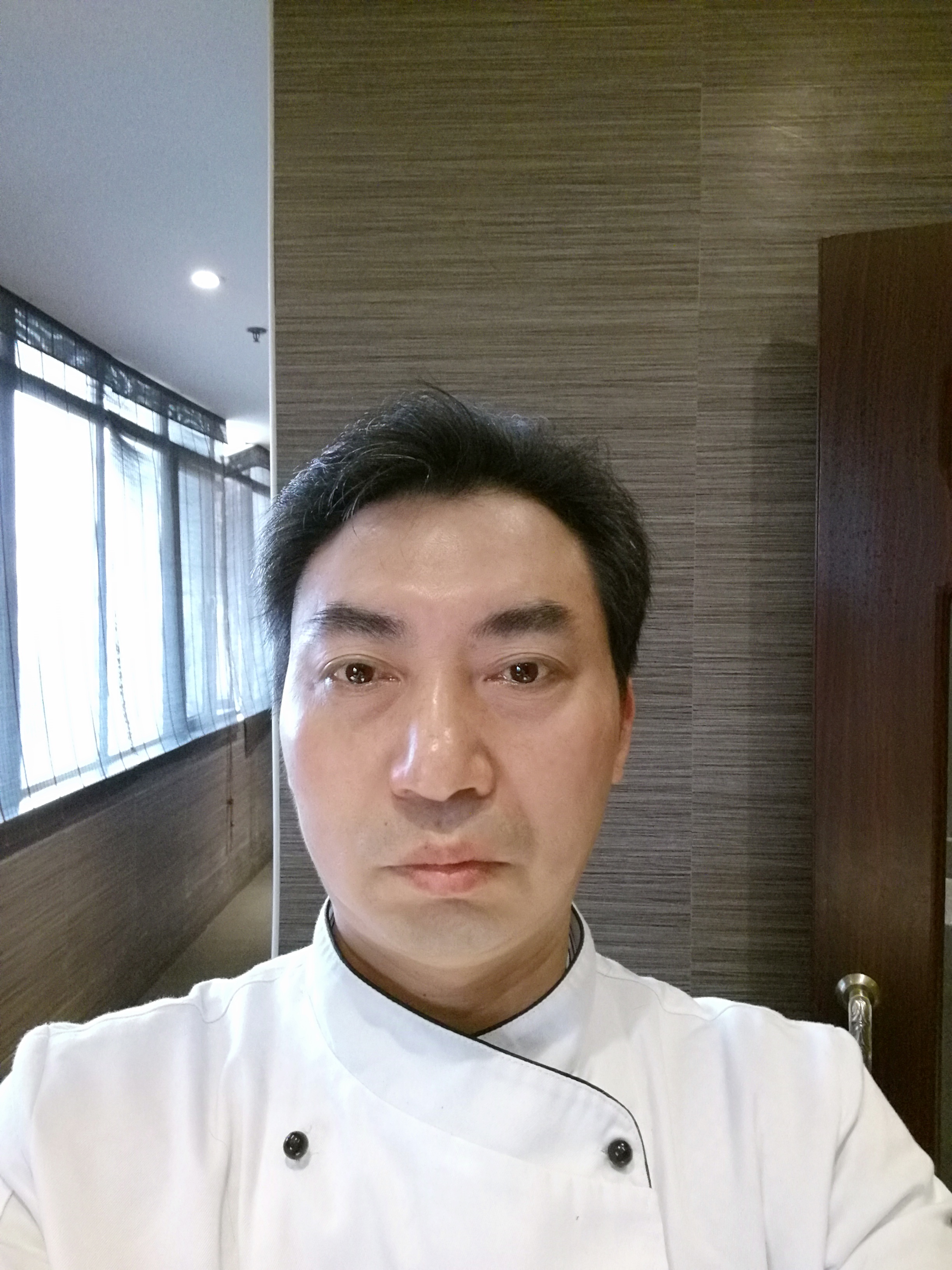 LZC525的照片