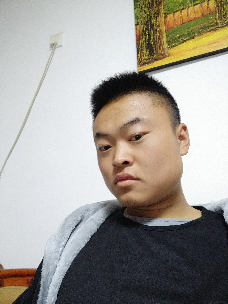 何友鑫的照片