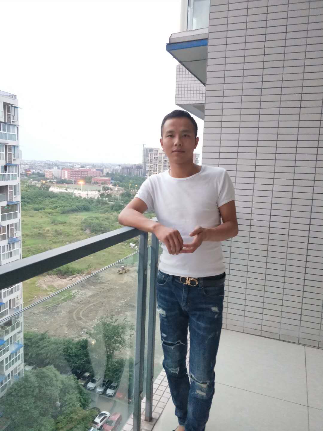邹洋的照片