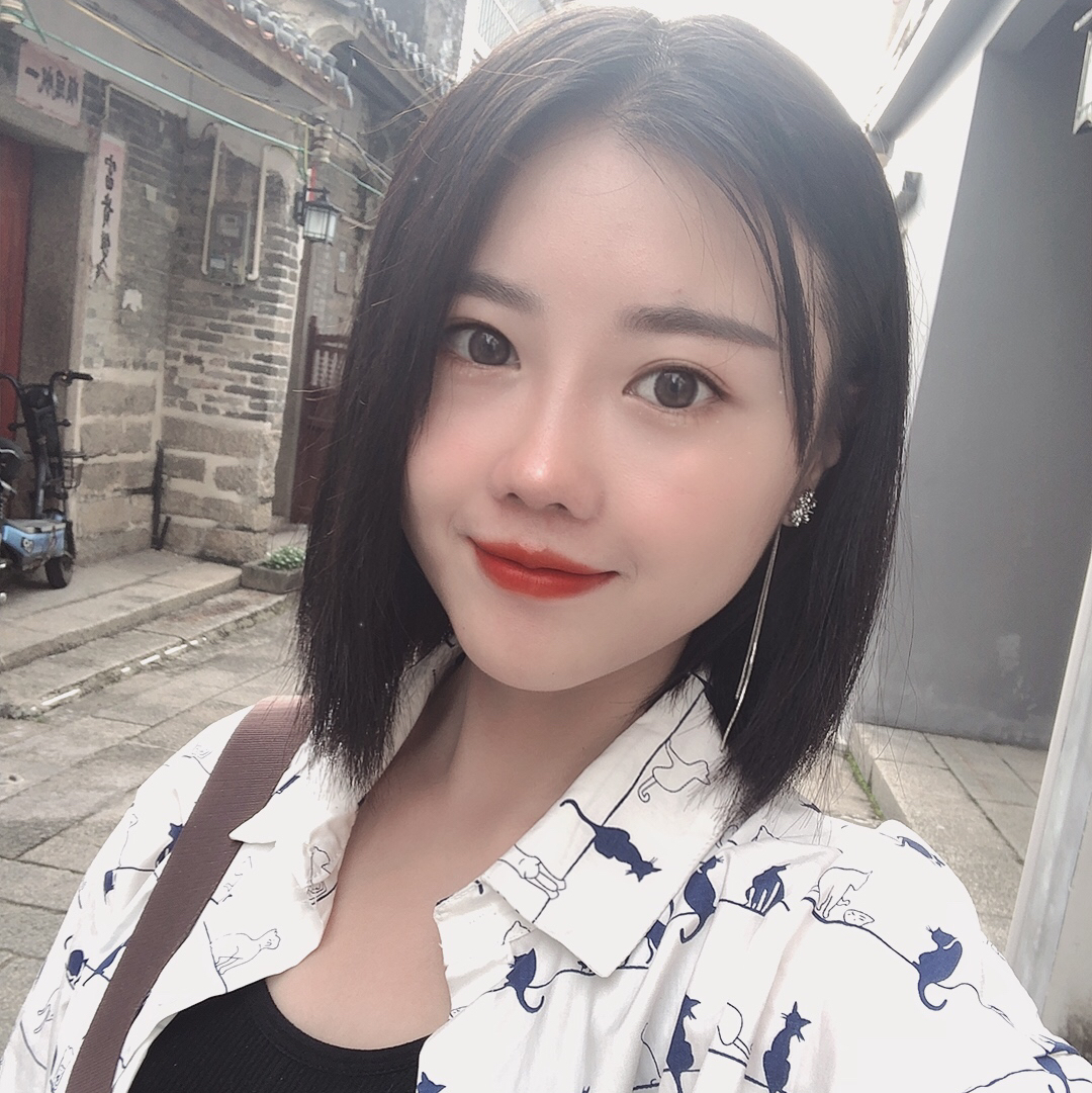 情感顾问董慧的照片