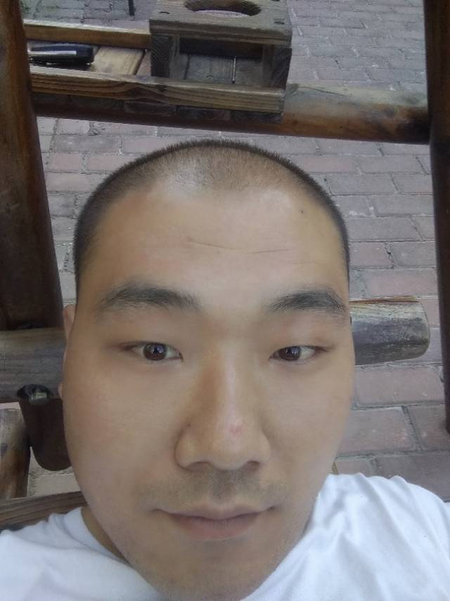 一个空杯的照片