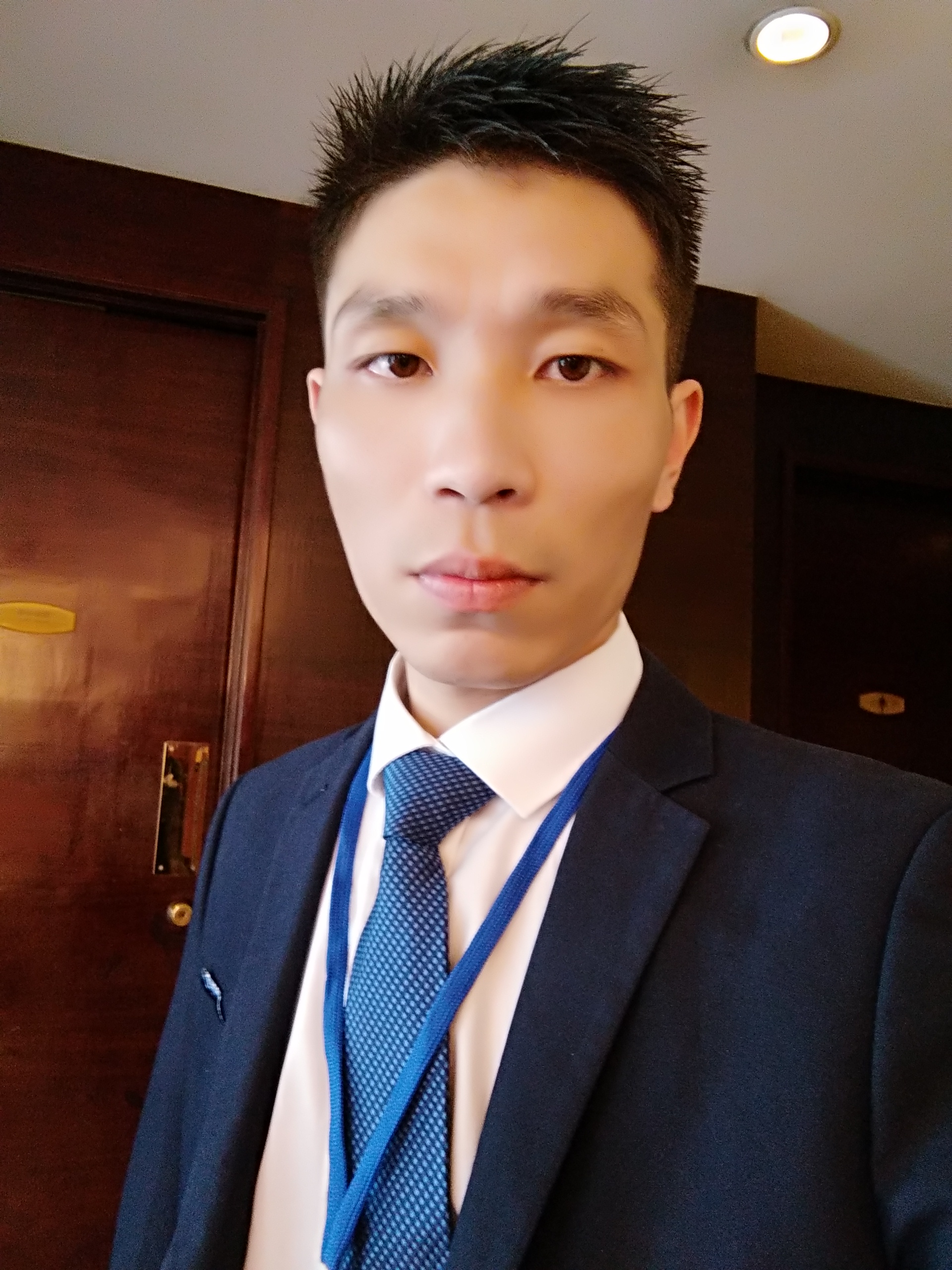 始于初见.的照片