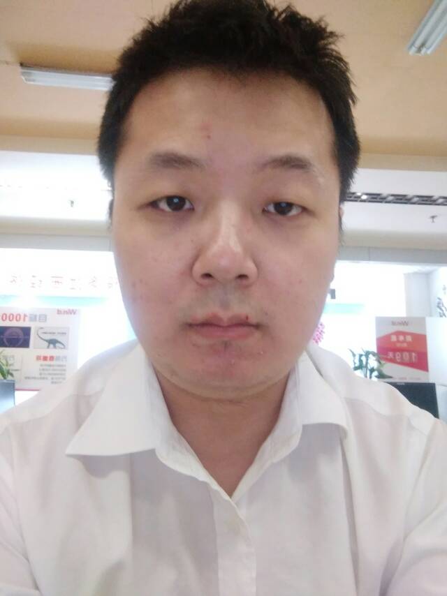 高俊俊的照片