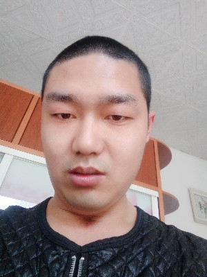 于冰的照片