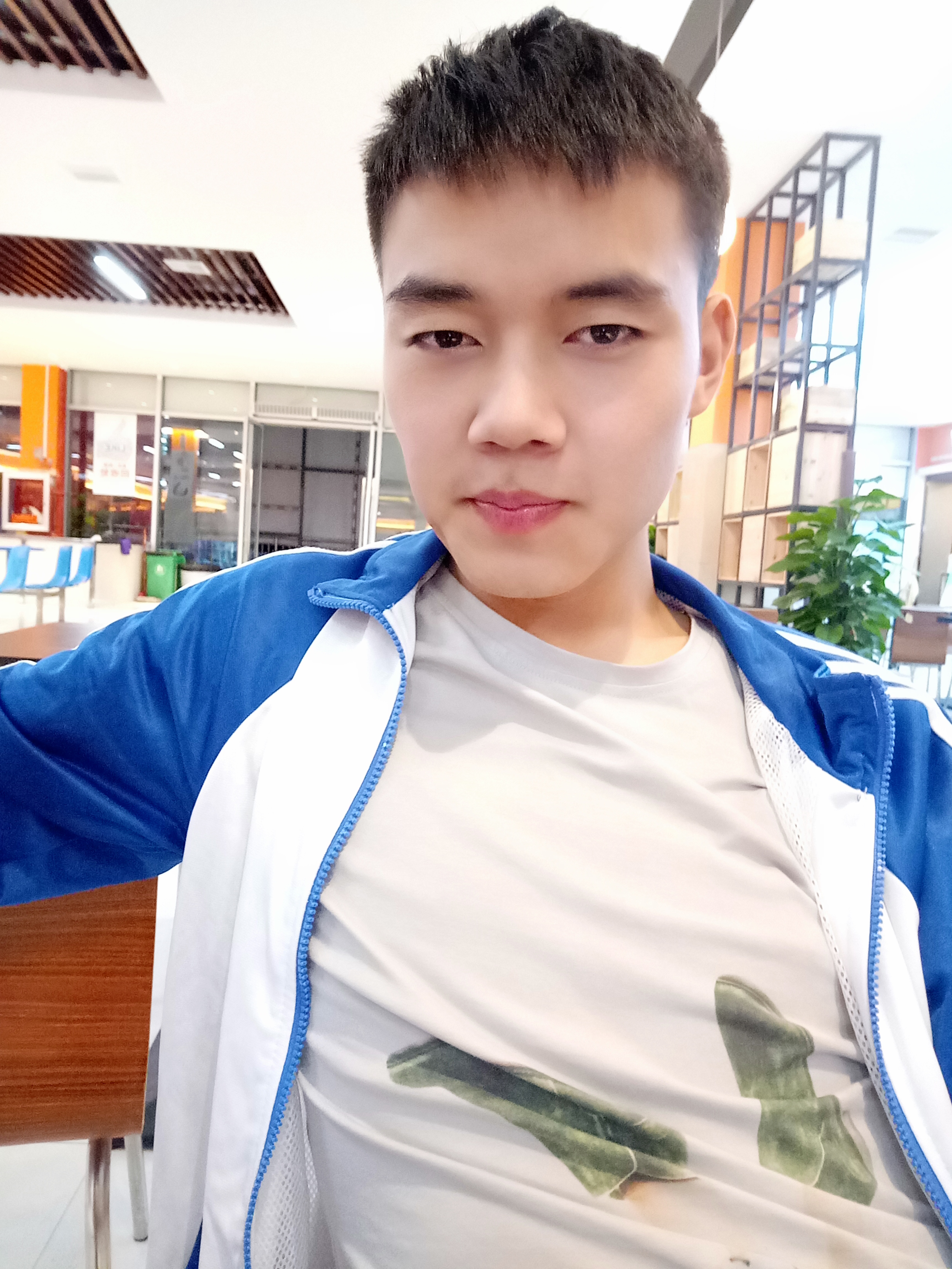 会员020055303的照片