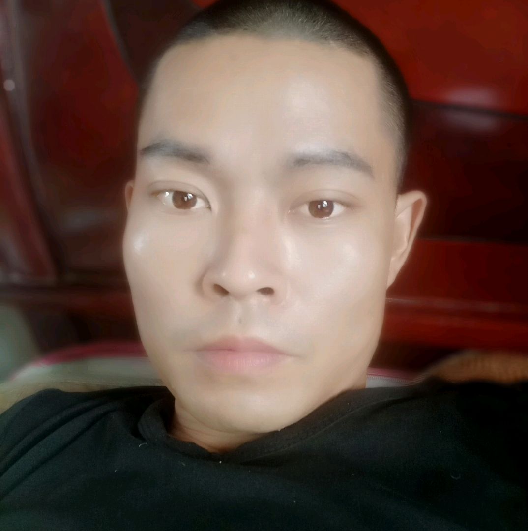 王新曙的照片