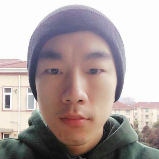 漫步在雨季的照片