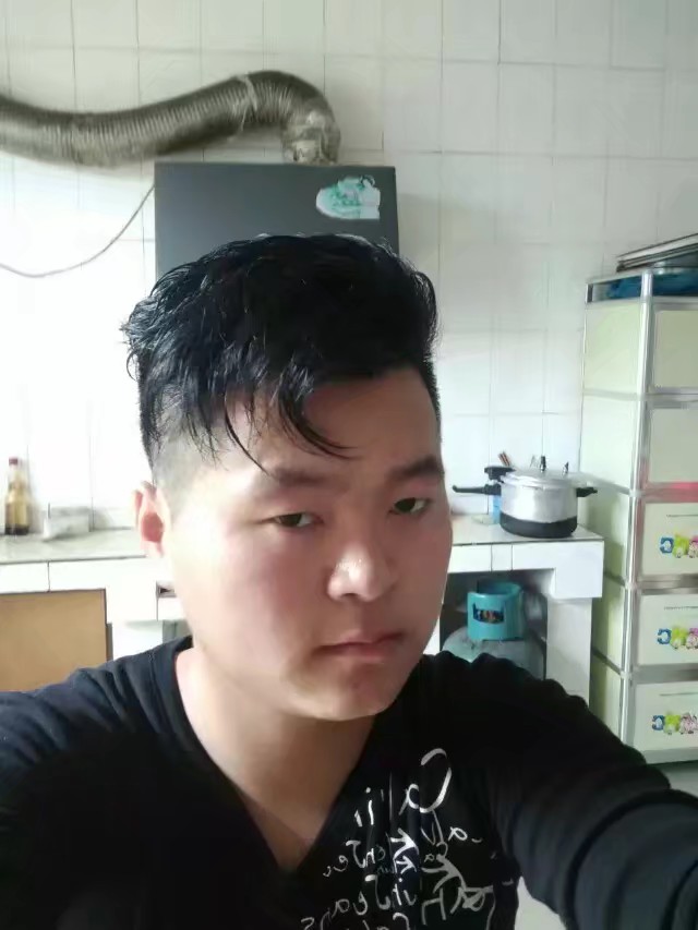 嘻嘻嘻发信息的照片