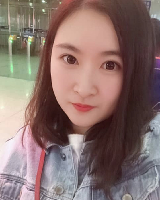 顾朝昔的照片