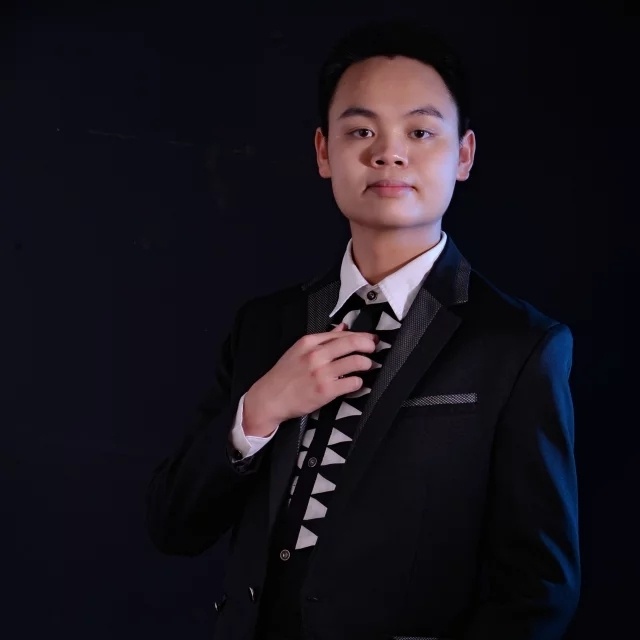 李清源的照片