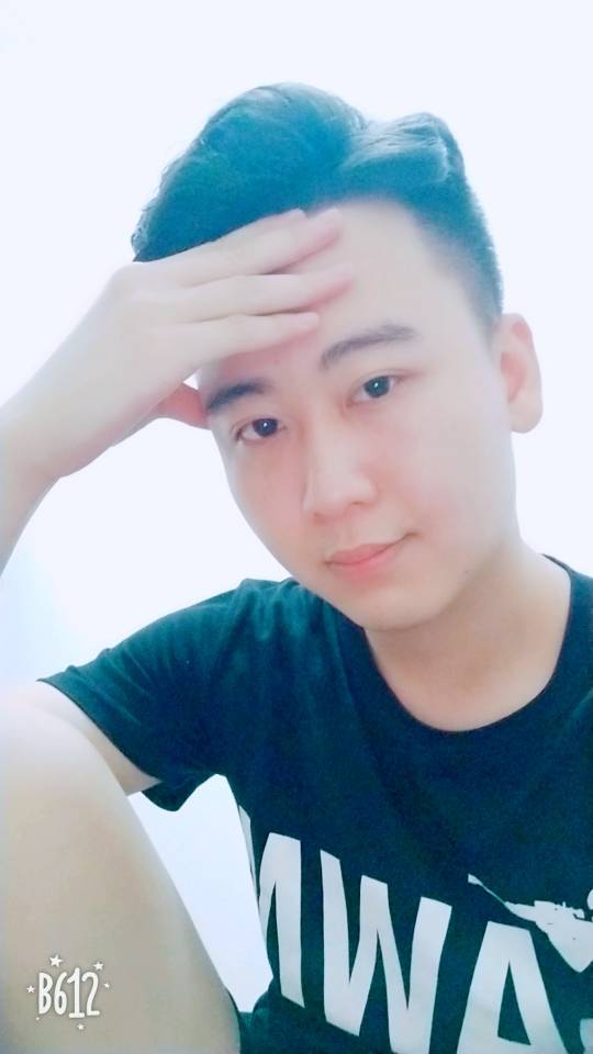 最初。的照片