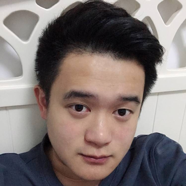 烟火中的晨曦的照片