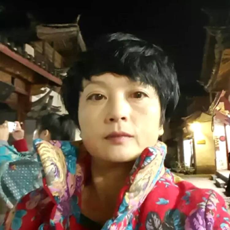 妩媚大米的照片