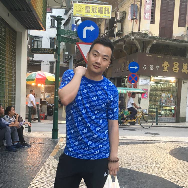 林鹏一的照片