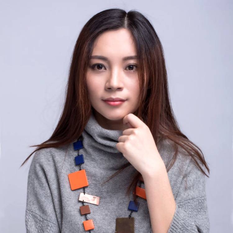 踏实小蝴蝶的照片