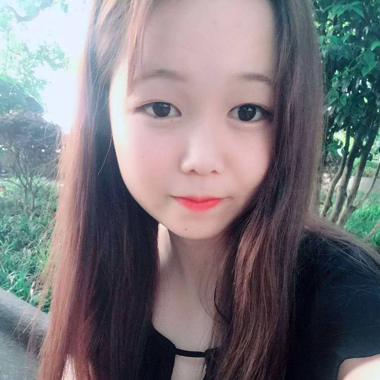 暧昧初妆的照片