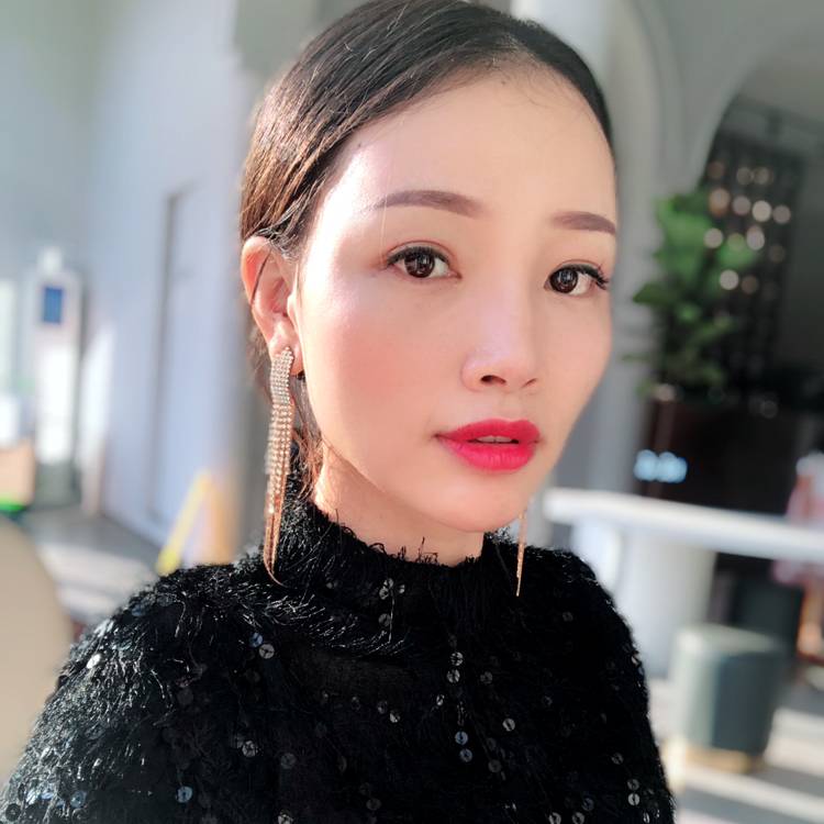 池凌云的照片