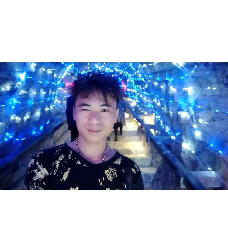 纯真绝影的照片