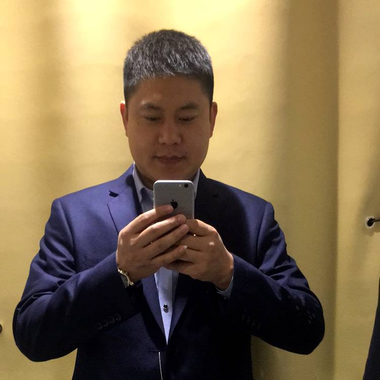 听话洛尘的照片