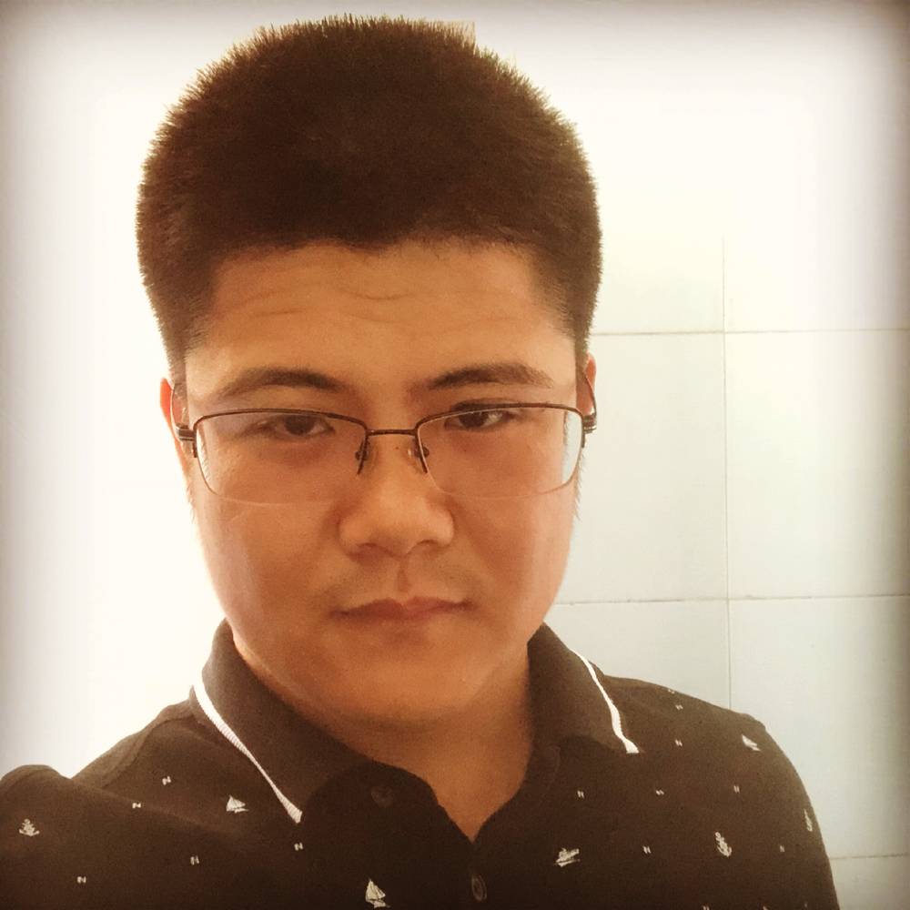 于小龙的照片