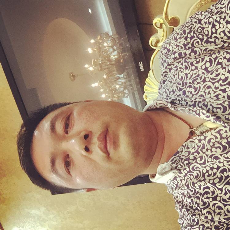 怕孤单的大叔的照片
