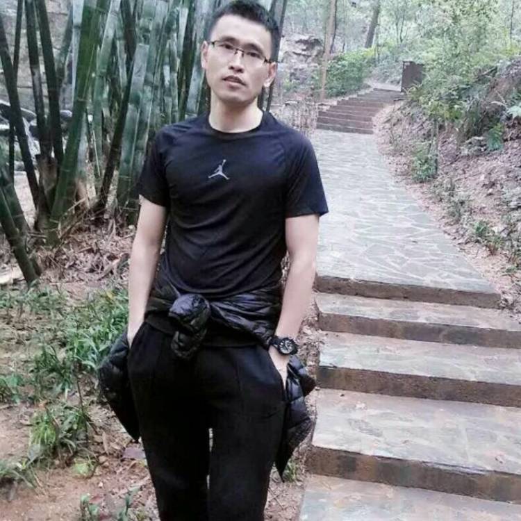 孤独成惯的照片