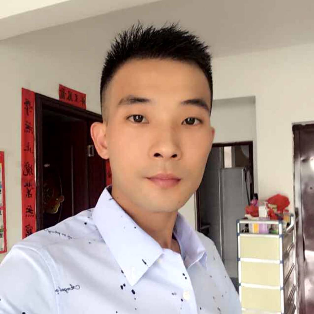 罗延钦的照片
