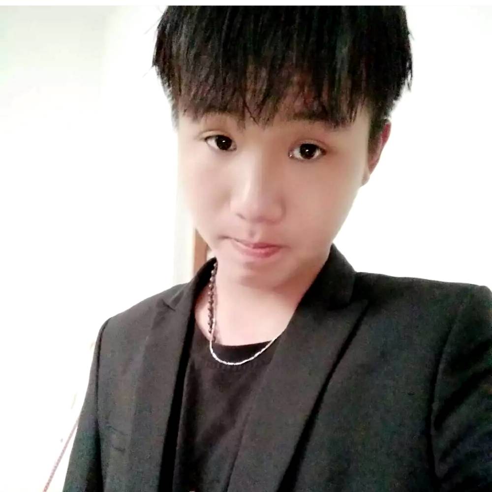 一个人唇彩的照片
