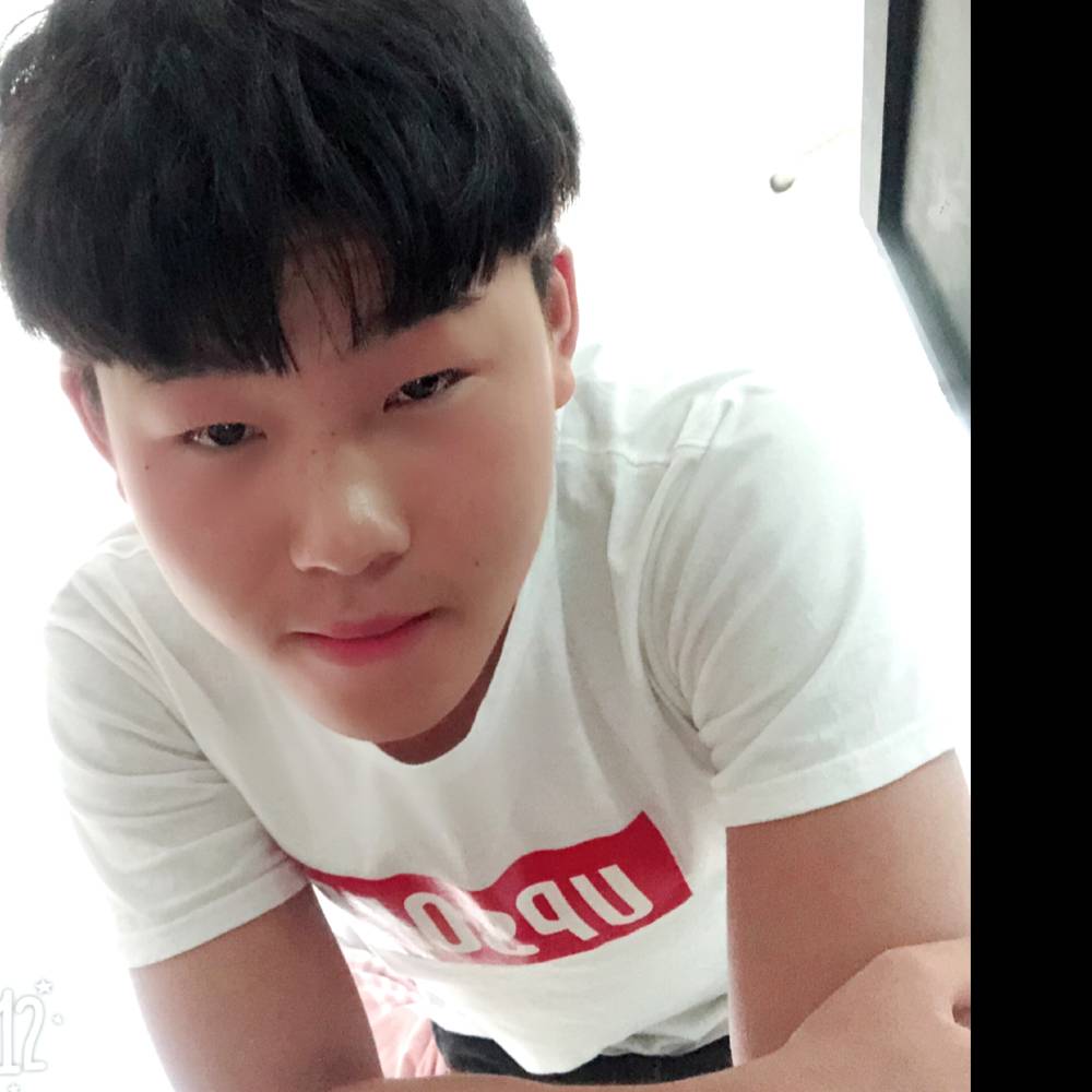 冷艳香烟的照片