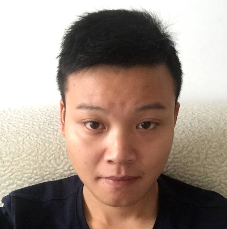 故意春华的照片