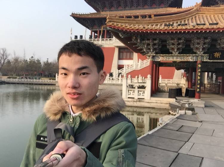 Liarq的照片