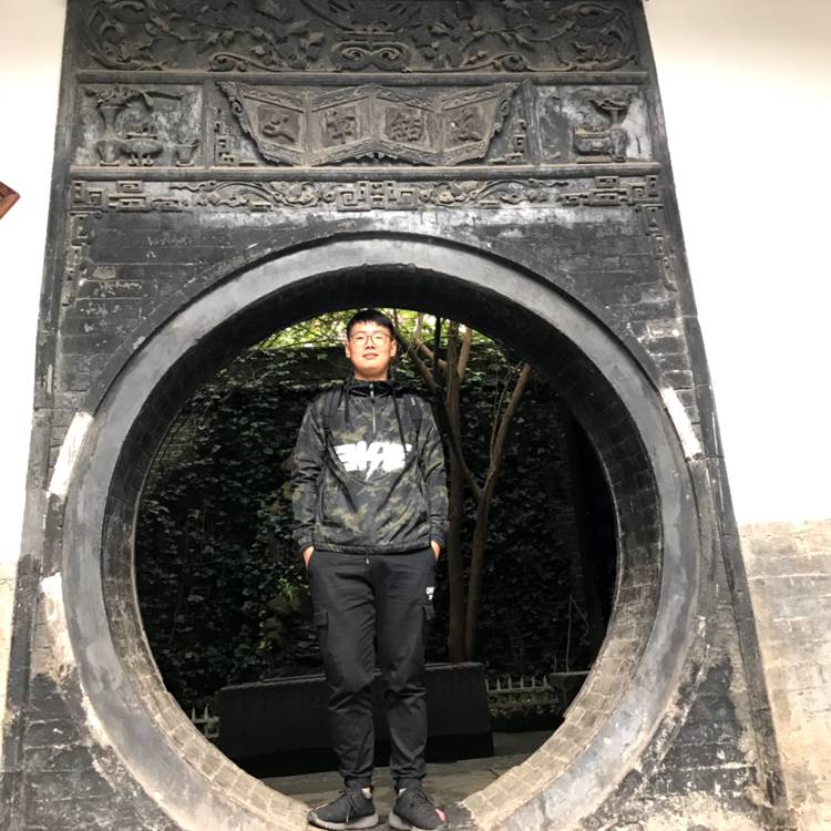 简单热狗的照片