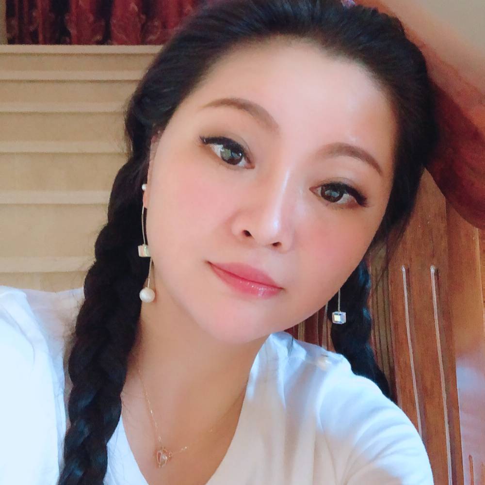 兴奋香水的照片