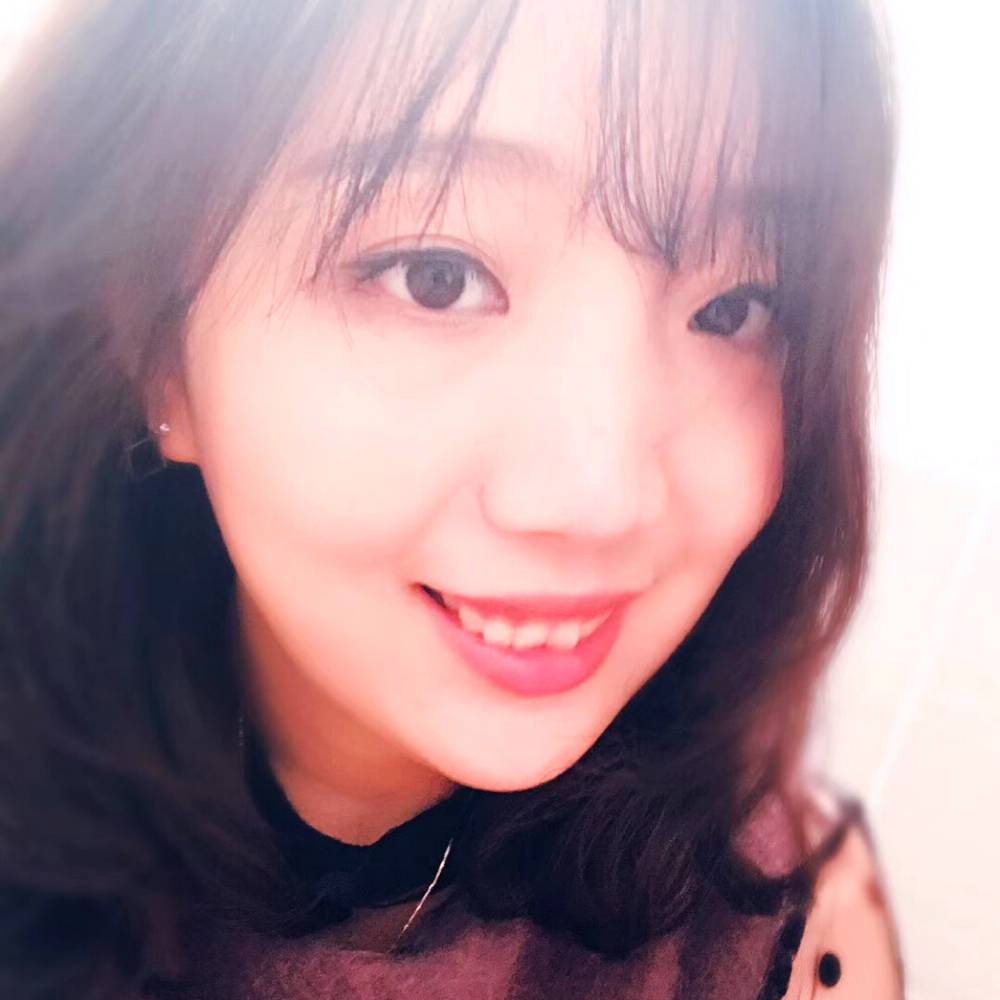 坦率御姐的照片