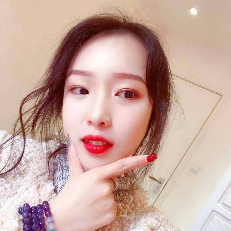 人生自编自导自演的照片