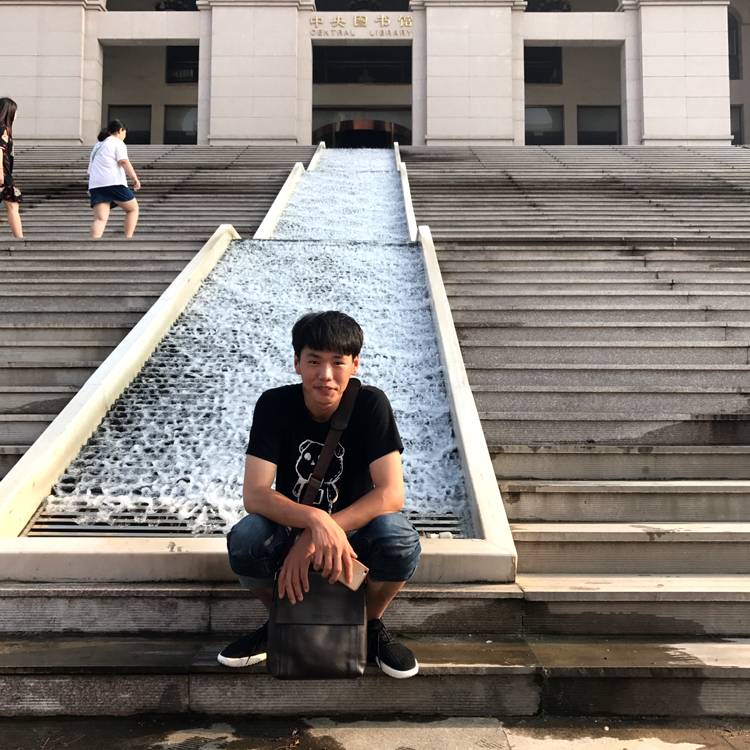 七七6的照片