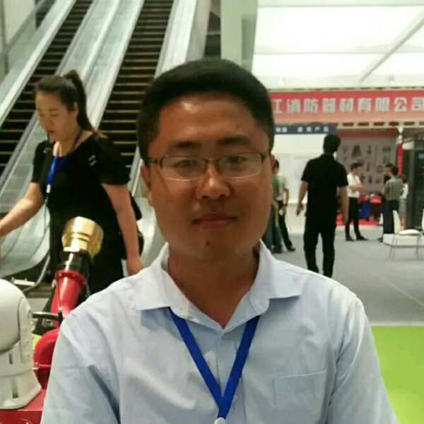 赵玉义的照片