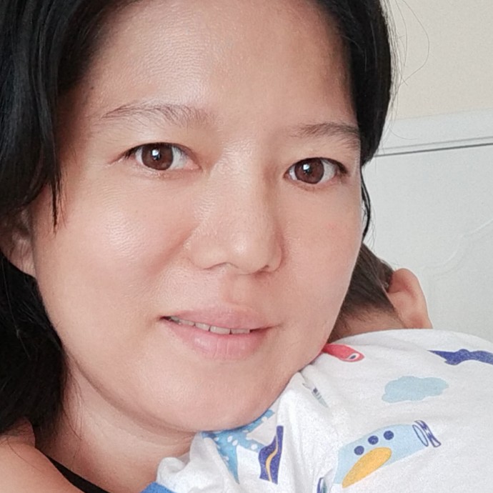 美女停止典雅的照片