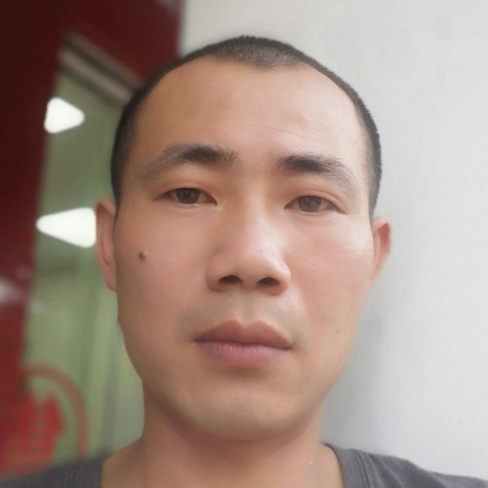 小兔子炙热的照片