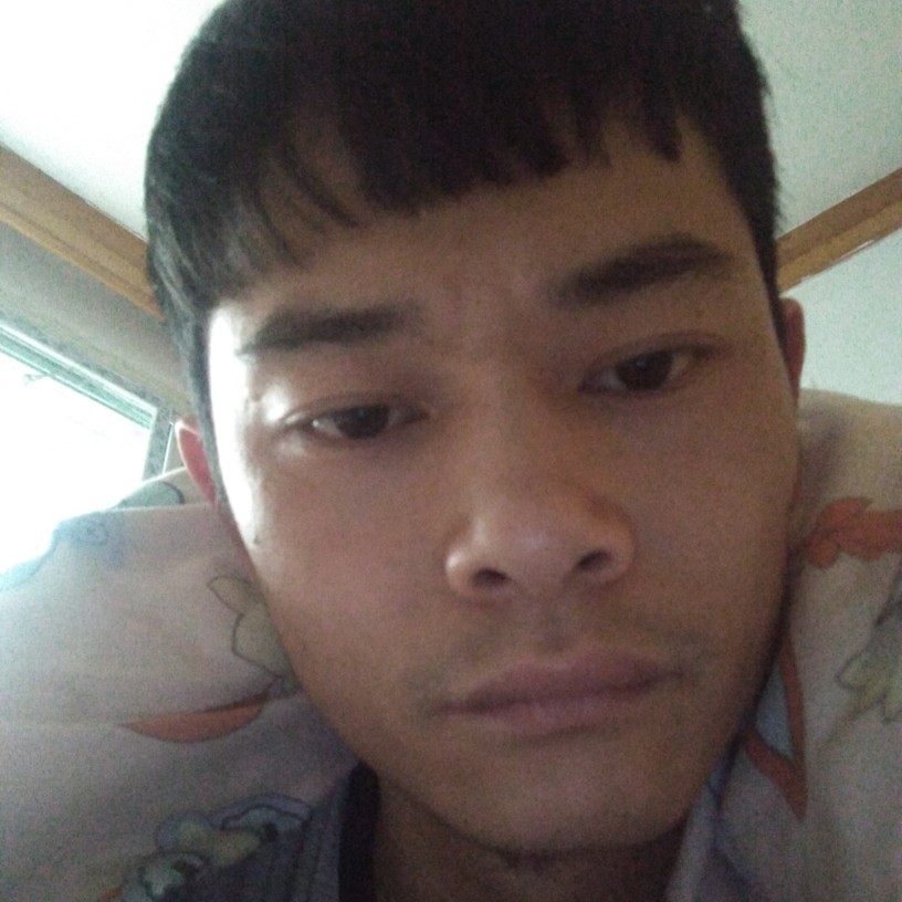 尹明伟的照片