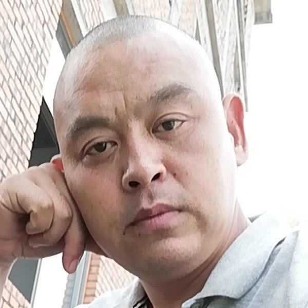 苹果白开水的照片
