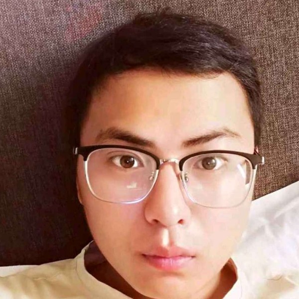 激情等于黄蜂的照片