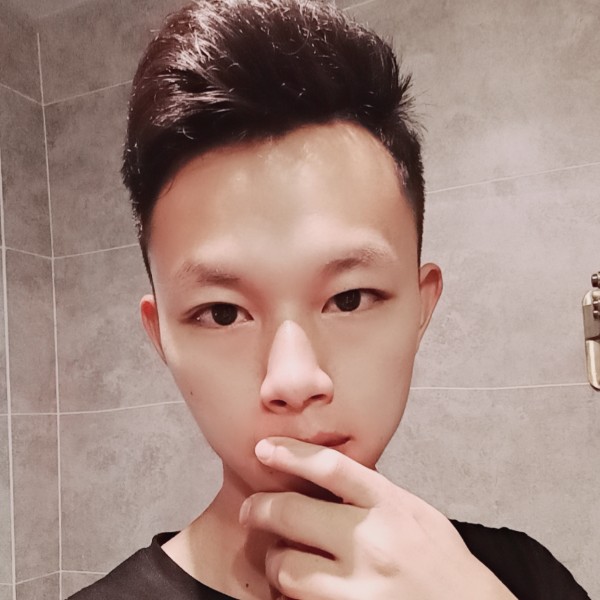 碧影邂逅悦耳的照片