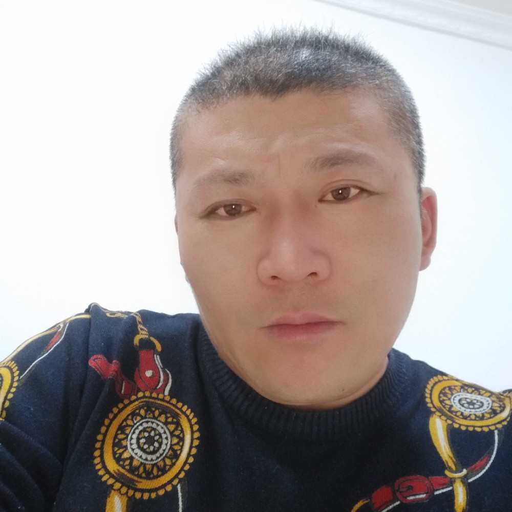 雨听林枫的照片