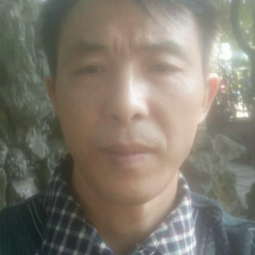 等爱的哥哥的照片