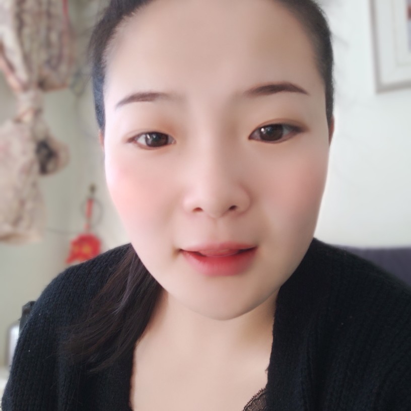 霓裳浅吻真淳的照片