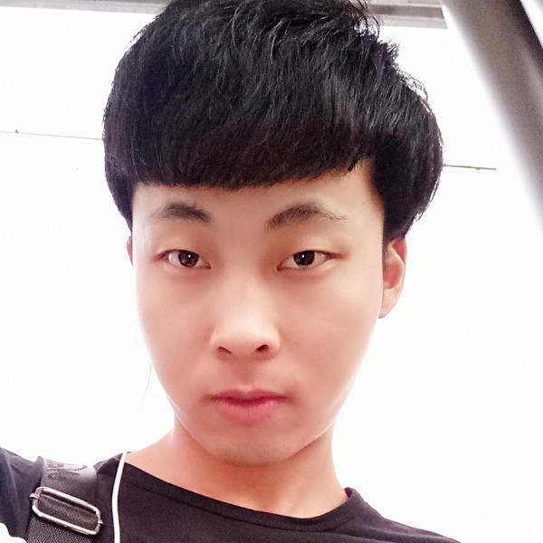 淡然等于月亮的照片