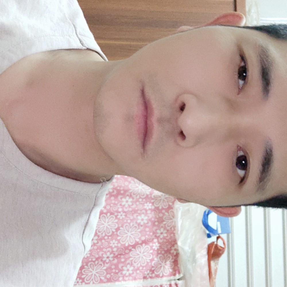 徐志辉的照片