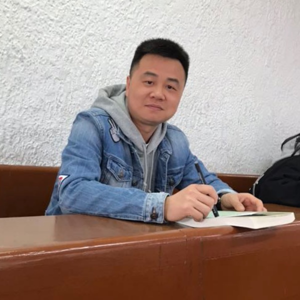 李荣轩的照片